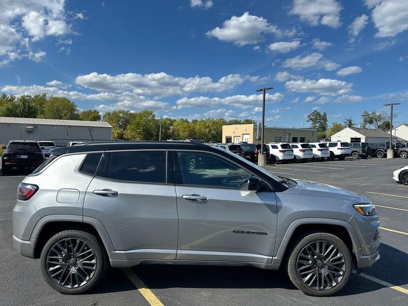 2022 Jeep Compass High Altitude photo 3