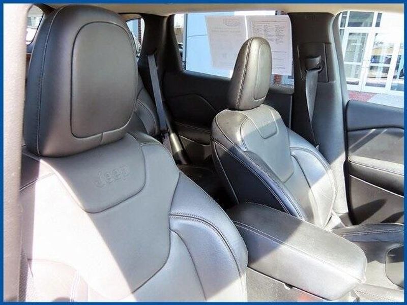 2018 Jeep Cherokee LimitedImage 9