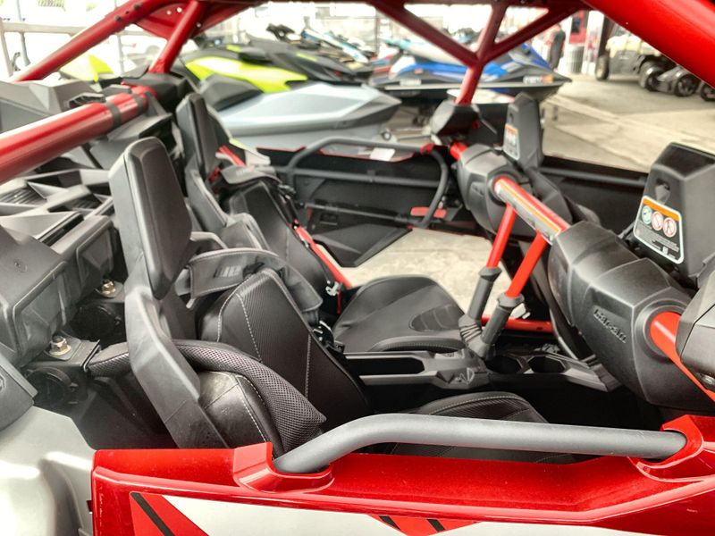 New 2025 Can-Am MAVERICK X3 MAX X RS TURBO RR SMART-SHOX Image 19