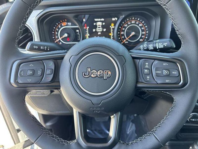 New 2025 Jeep Wrangler 4-door Sport SImage 17