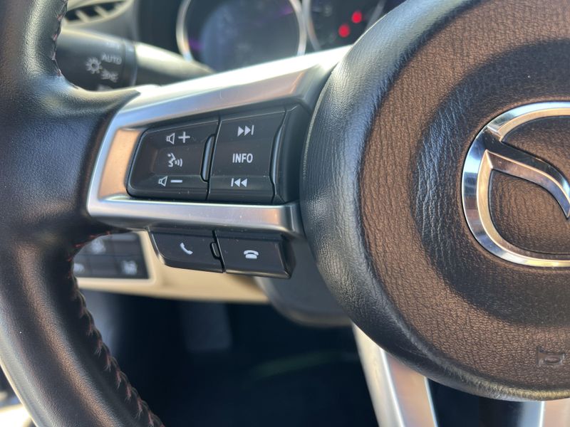 2016 Mazda MX-5 Miata Grand TouringImage 9