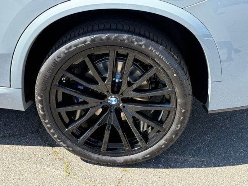 New 2026 BMW X5 sDrive40iImage 14