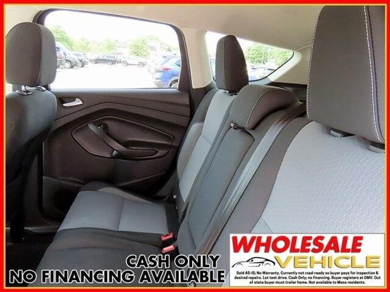 2017 Ford Escape SEImage 10