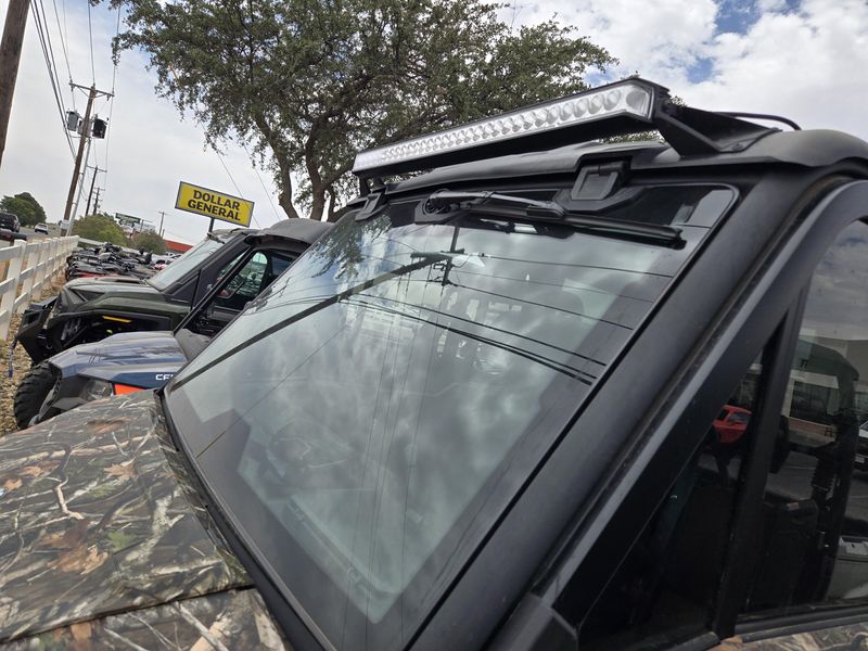 NEW 2026 CAN-AM DEFENDER MAX LIMITED CAB HD11 Image 4