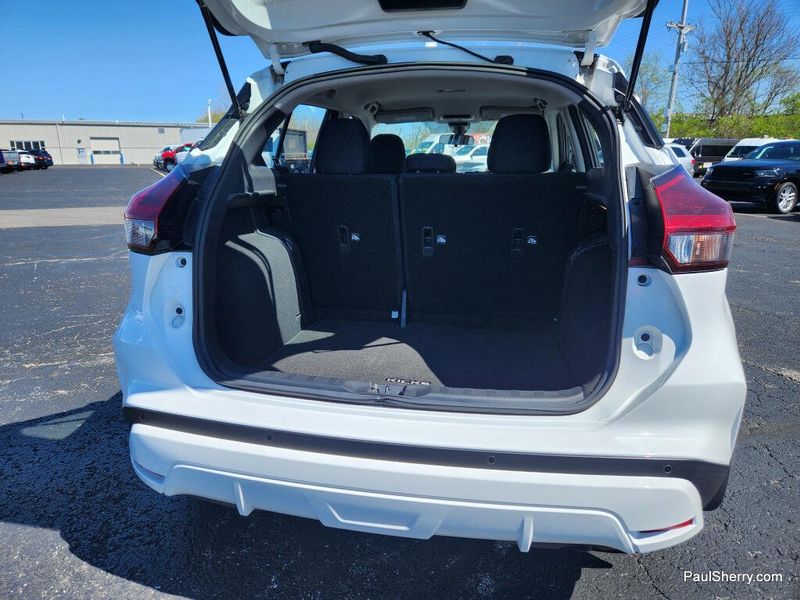 Used 2023 Nissan Kicks S