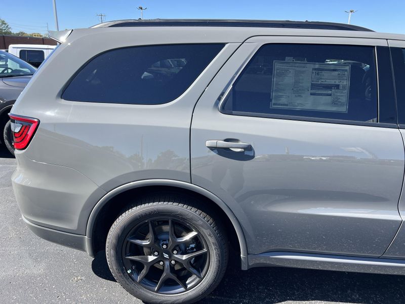 New 2026 Dodge Durango Gt Plus Awd Hemi V8Image 6