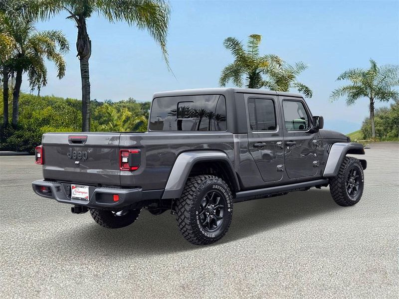2025 Jeep Gladiator Willys photo 4