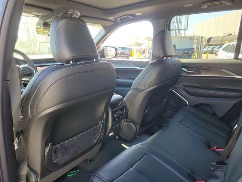New 2026 Jeep Grand Cherokee Limited 4x4