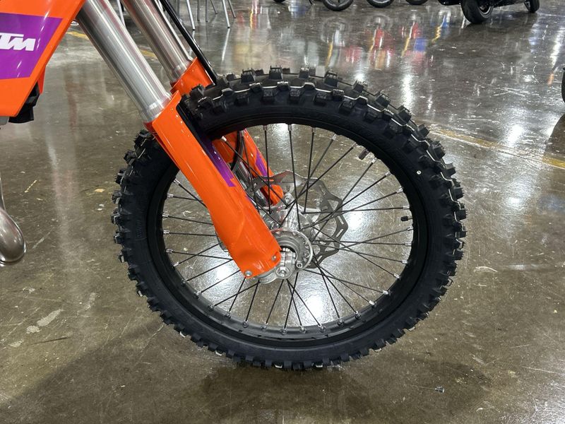 2024 KTM 500 XW-F  in a ORANGE exterior color. Del Amo Motorsports of Redondo Beach (424) 390-7811 delamomotorsports.com 