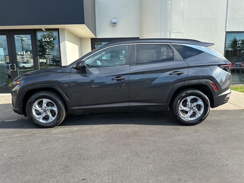 2022 Hyundai Tucson SELImage 8