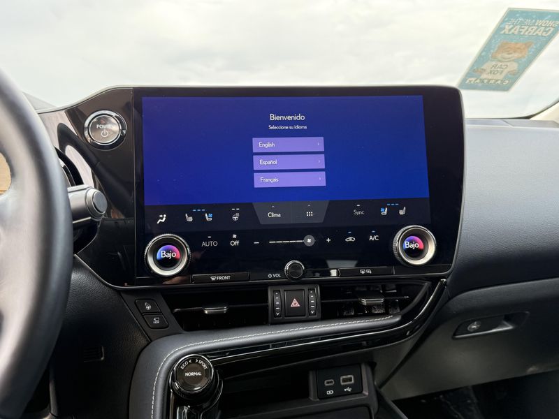 Used 2025 Lexus NX 350h LuxuryImage 27