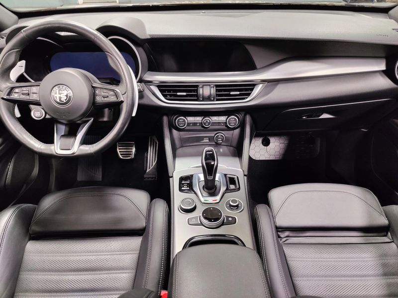 Used 2024 Alfa Romeo Stelvio Veloce AWD w/Sunrof/Activ AsstImage 21