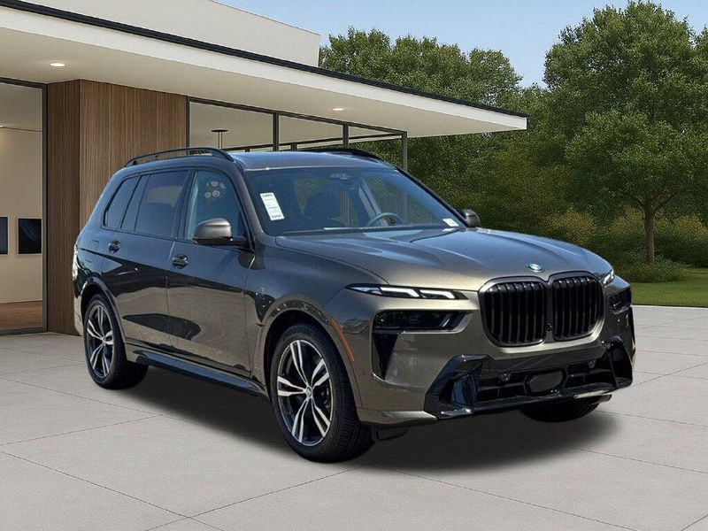 New 2027 BMW X7 xDrive40iImage 6