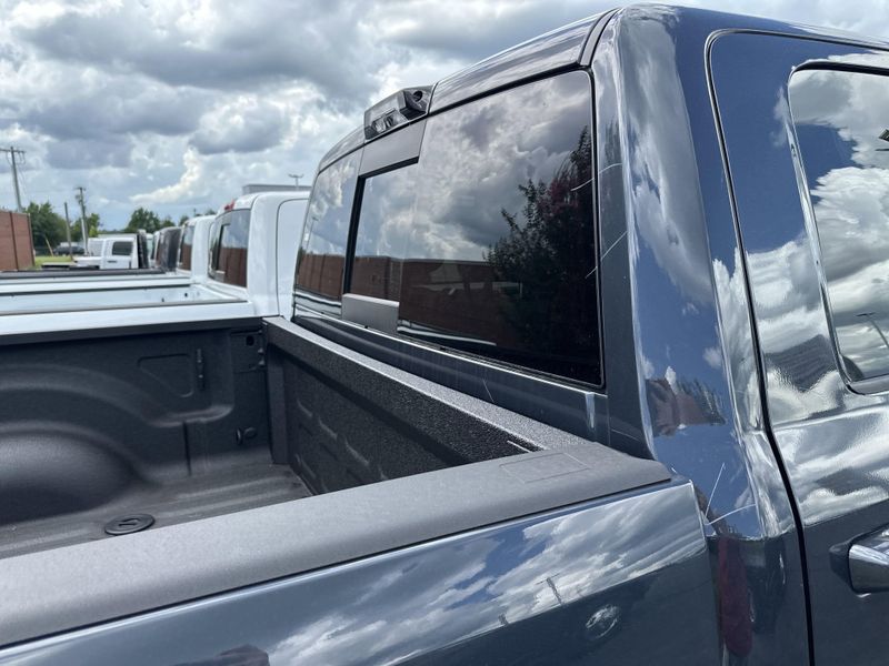 New 2025 RAM 2500 Laramie Crew Cab 4x4 6