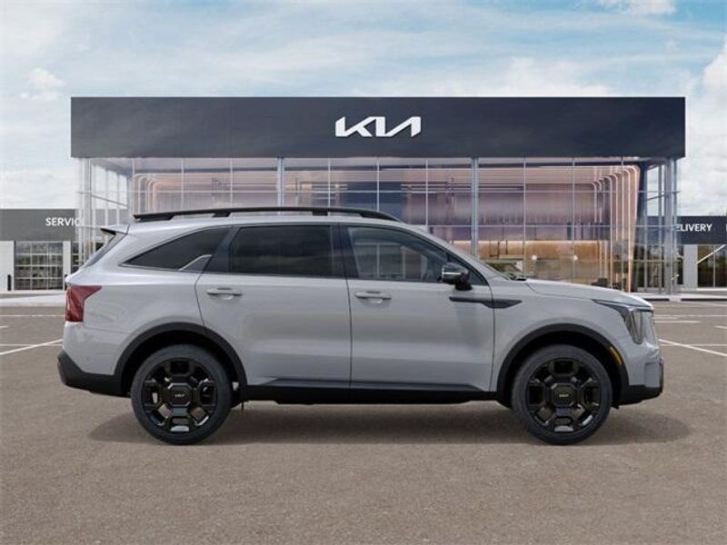 New 2026 Kia Sorento X-Line SXImage 7
