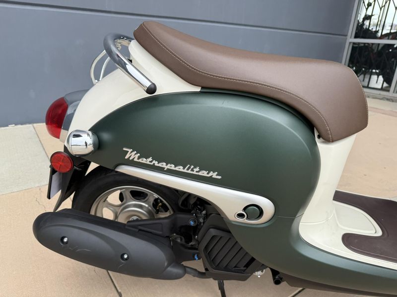 New 2024 Honda Metropolitan Image 6