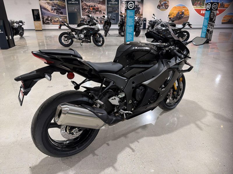 New 2026 Kawasaki NINJA ZX-10R ABS Image 17