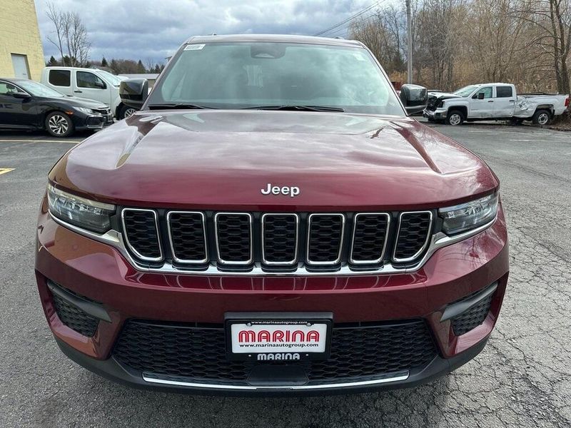 2025 Jeep Grand Cherokee Laredo X 4x4Image 6