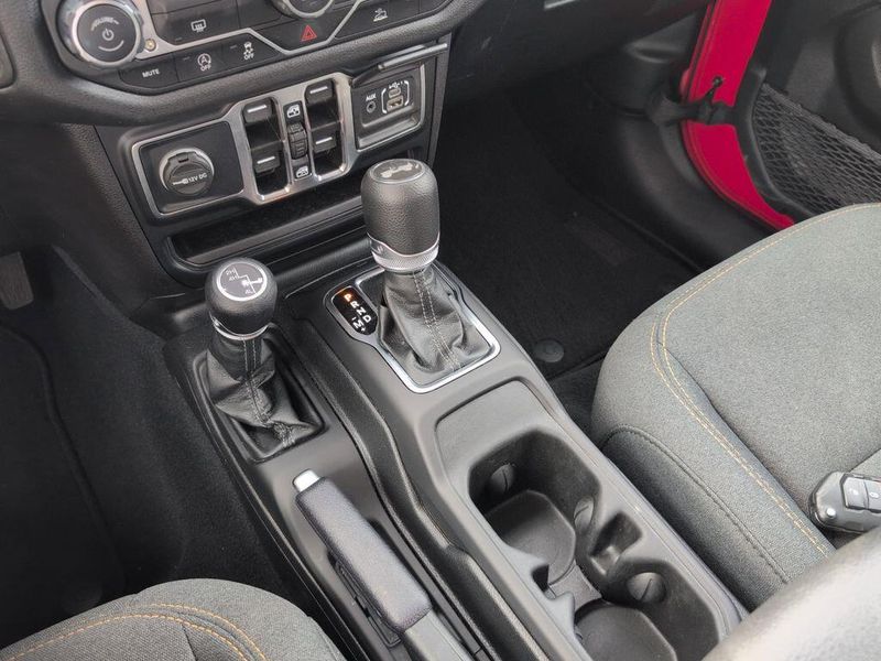 2024 Jeep Wrangler Sport SImage 18