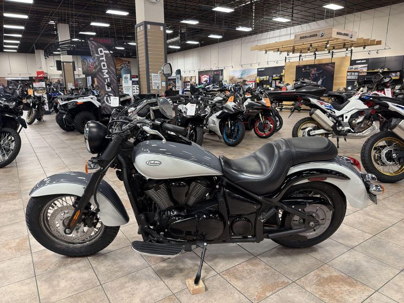 Used 2024 Kawasaki VULCAN 900 CLASSIC Image 14