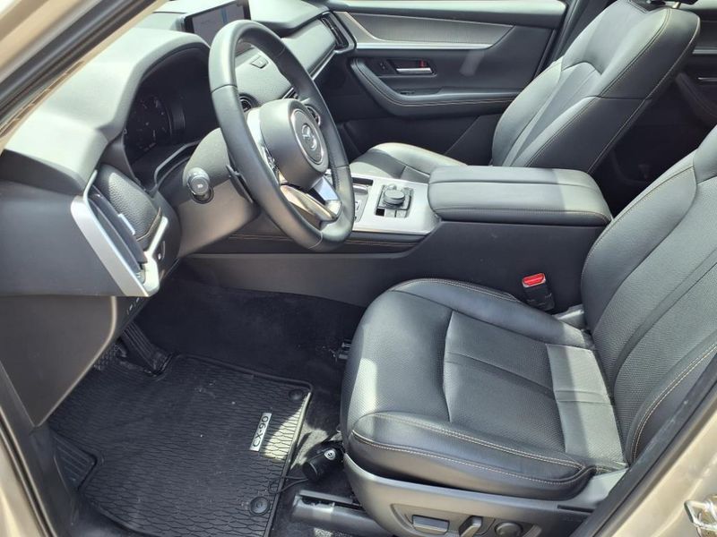 2024 Mazda CX-90 PHEV PremiumImage 6