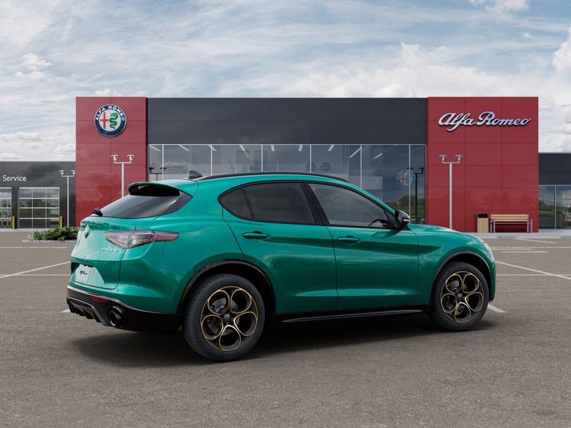 New 2025 Alfa Romeo Stelvio Intensa AwdImage 28