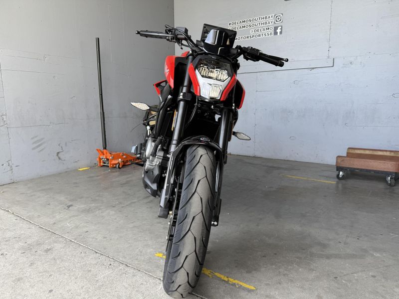 New 2025 CFMOTO 300NK Image 7