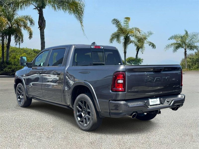 New 2026 RAM 1500 Laramie Crew Cab 4x4 5'7' Box