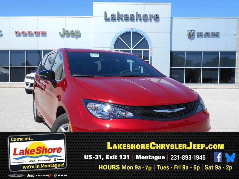New 2025 Chrysler Voyager LxImage 1
