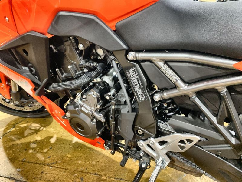 New 2026 Suzuki GSX-8R Image 17