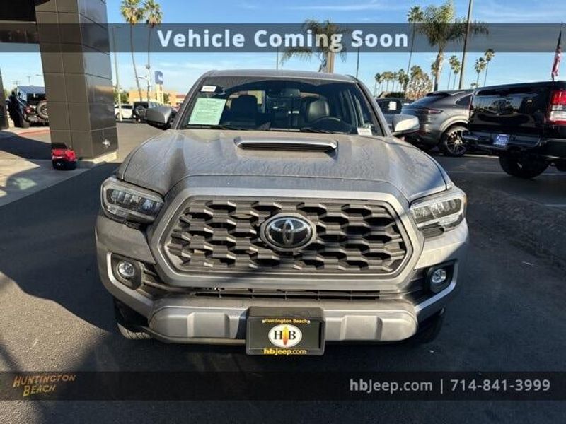 2021 Toyota Tacoma TRD SportImage 2