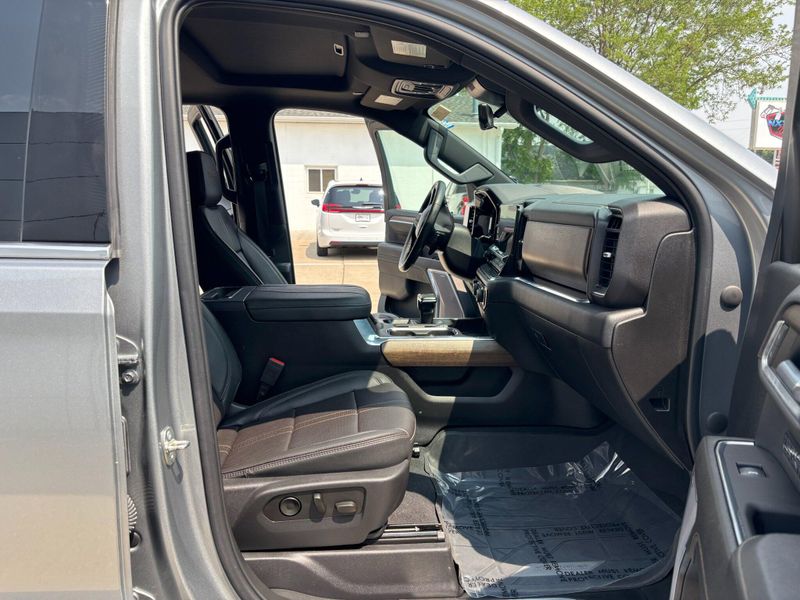 Used 2023 Chevrolet Silverado 1500 High CountryImage 27