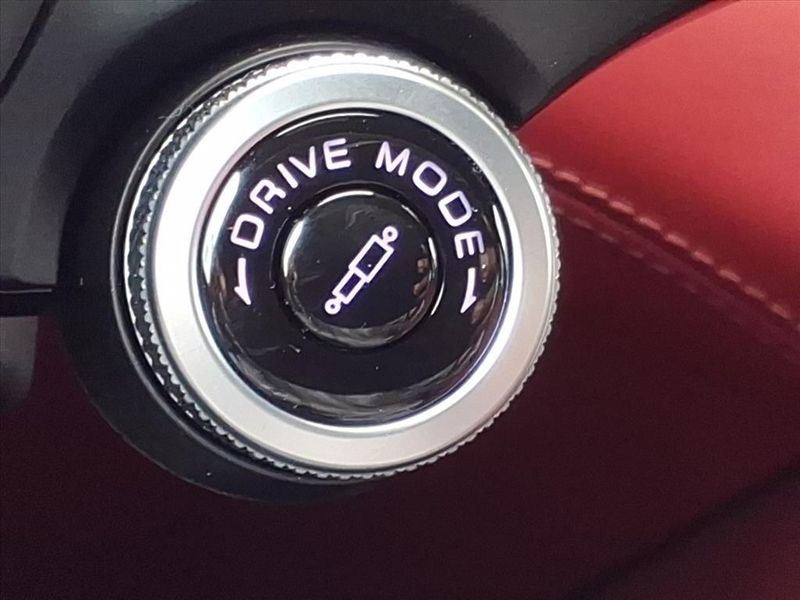 New 2026 Maserati Grecale ModenaImage 14