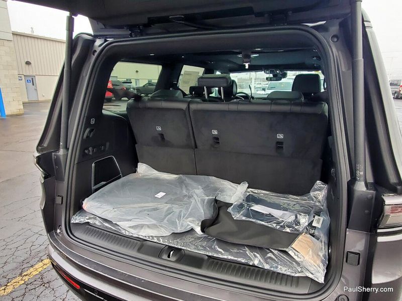 2026 Jeep Grand Wagoneer Upland 4x4