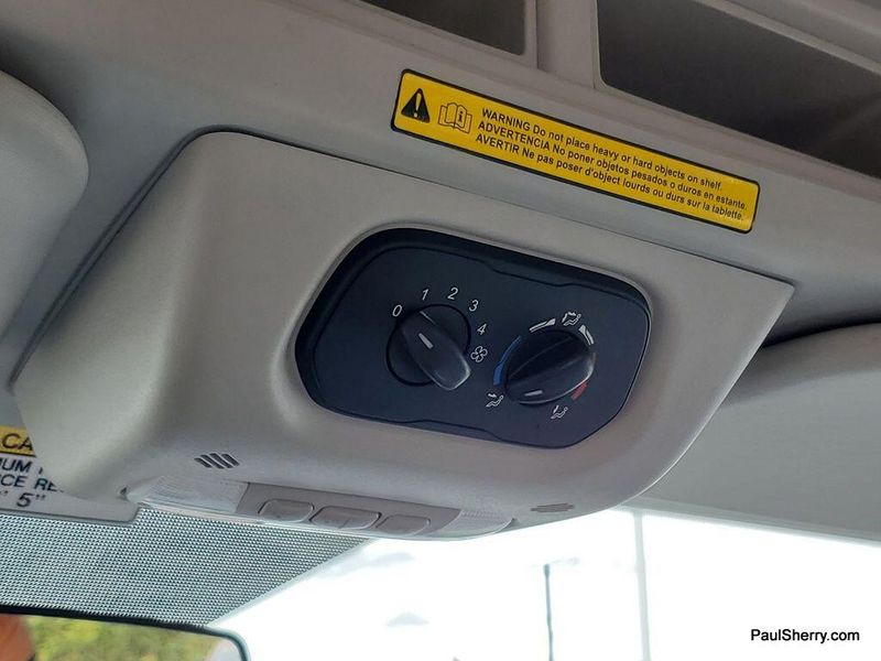 2019 Ford Transit-350 XLImage 23