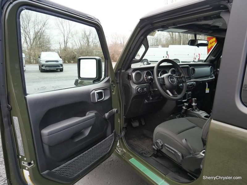 2023 Jeep Wrangler 2-door Sport 4x4Image 15