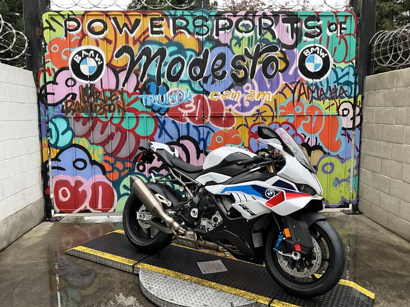 New 2026 BMW S 1000 RR Image 3