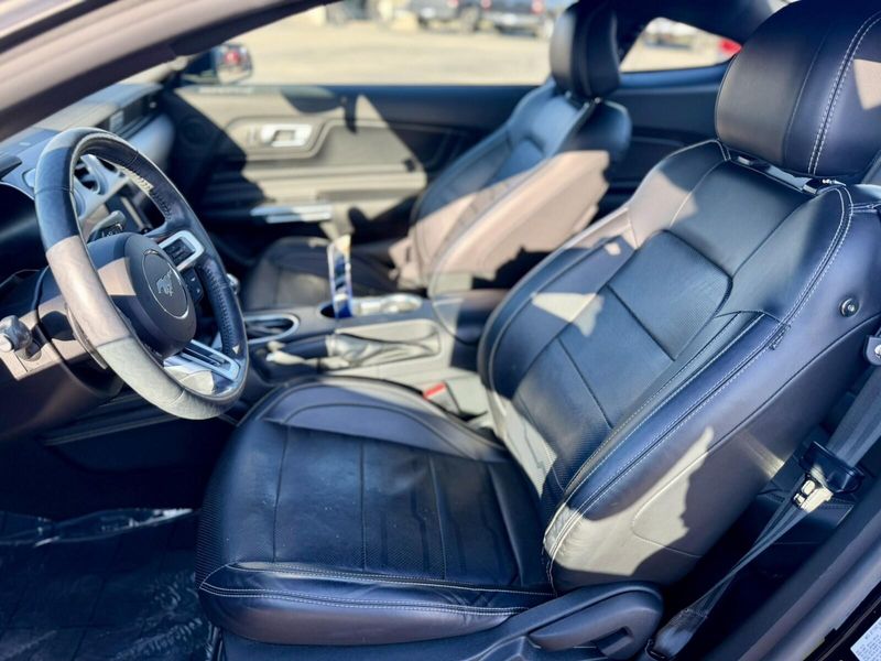 2022 Ford Mustang GT Premium photo 13