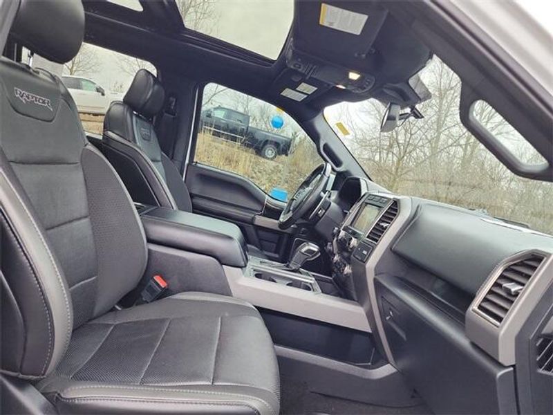 2019 Ford F-150 RaptorImage 29