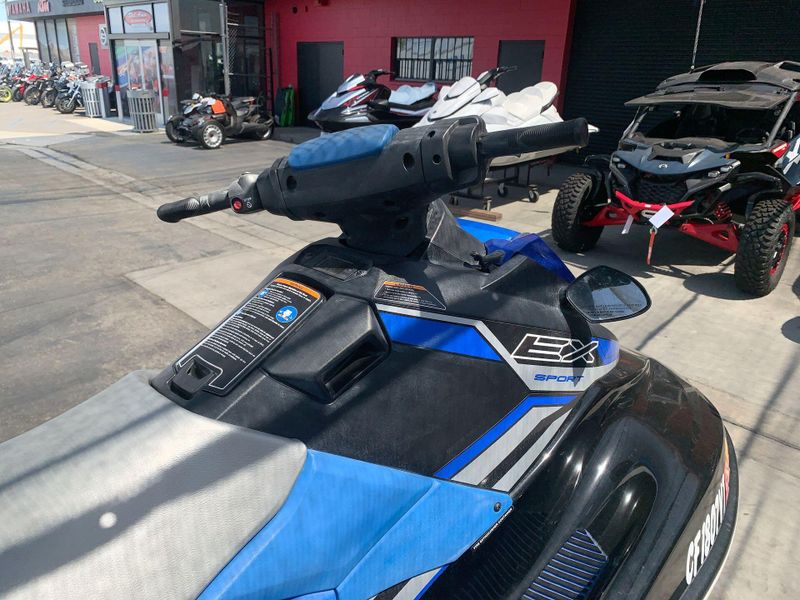 2020 Yamaha EX SPORT- BLACK/AZURE BLUE Image 16