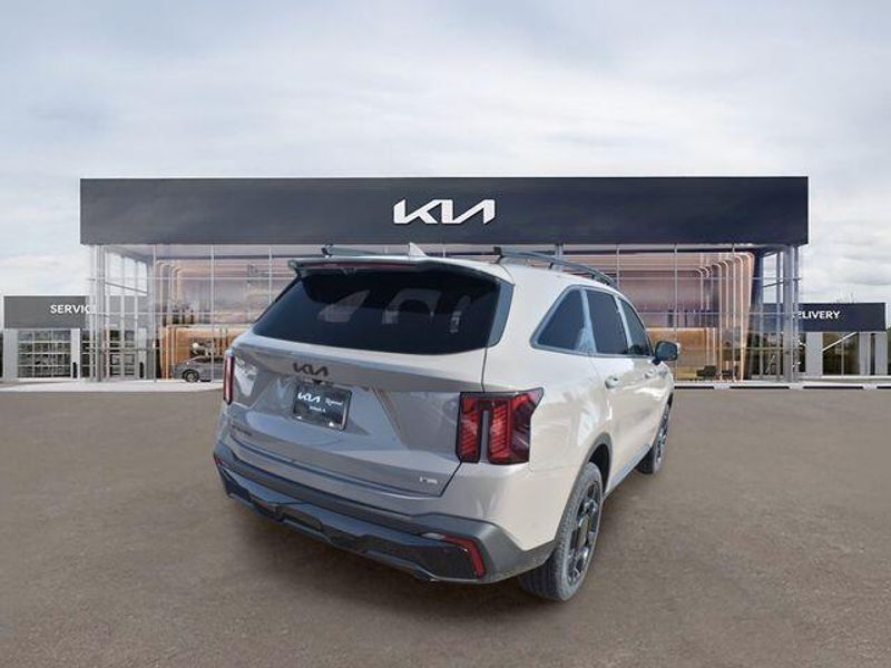 New 2026 Kia Sorento X-Line SX PrestigeImage 4