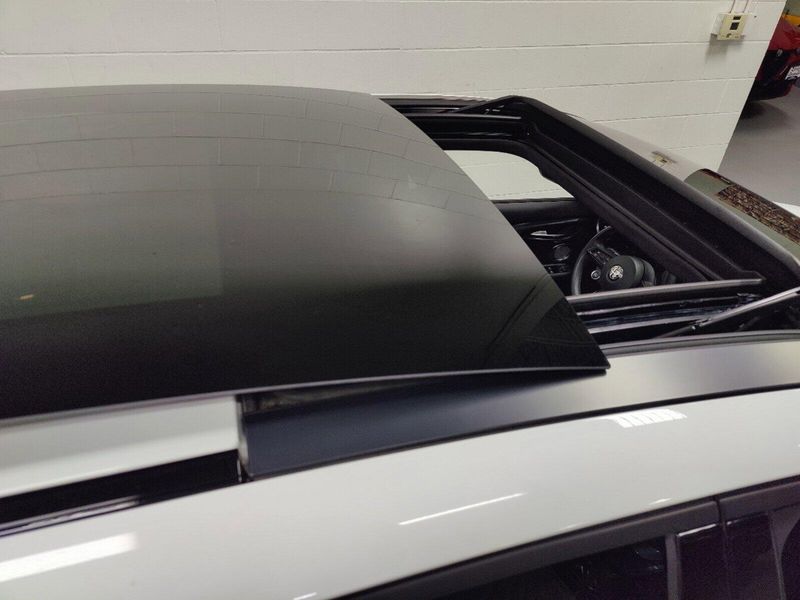 Used 2024 Alfa Romeo Tonale Ti eAWD w/Sunroof/Activ AsstImage 6