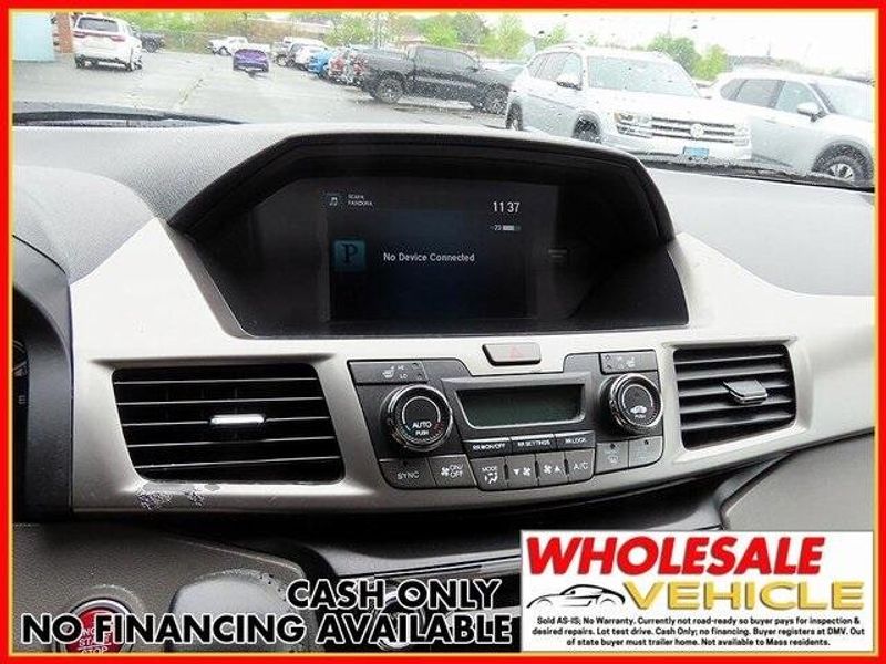 2016 Honda Odyssey Touring EliteImage 18