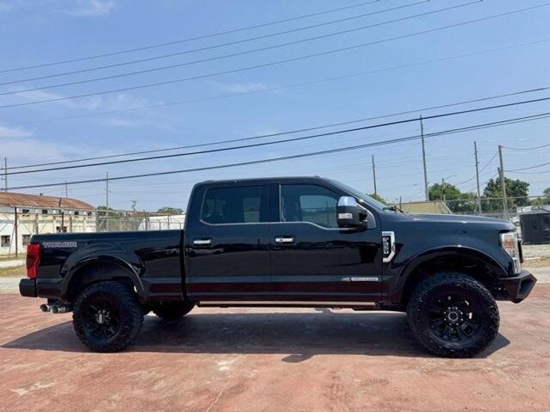 Used 2022 Ford F-350 PlatinumImage 4