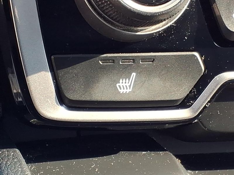 Used 2021 Honda CR-V Hybrid TouringImage 9