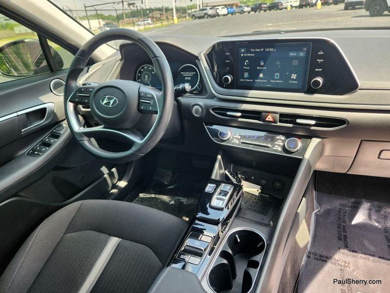 2022 Hyundai Sonata SELImage 24