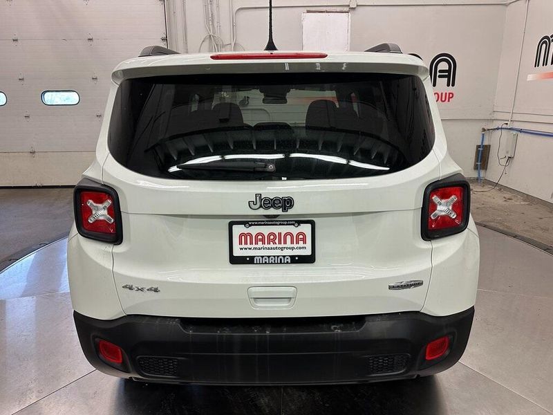 2022 Jeep Renegade LatitudeImage 14