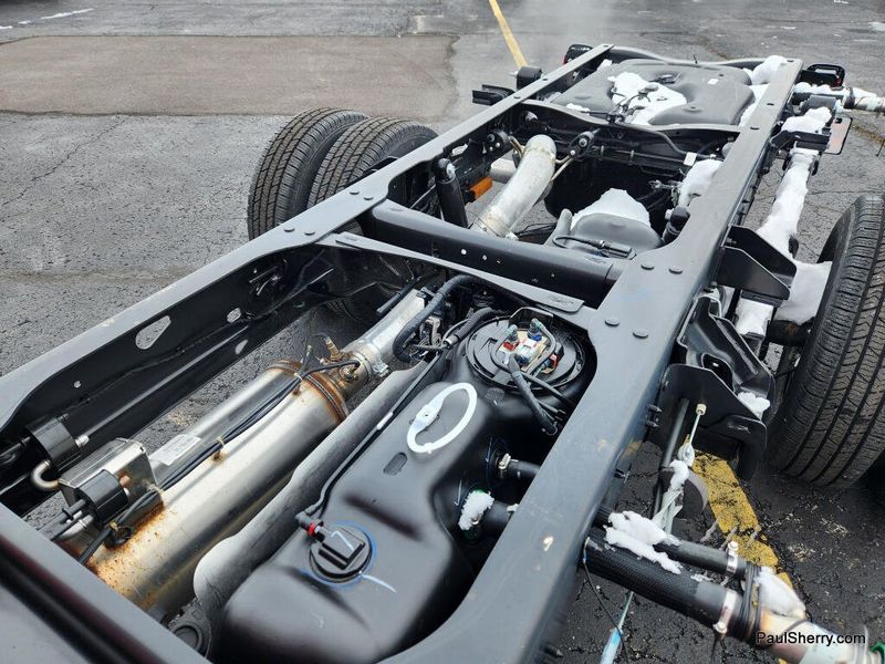 New 2026 RAM 3500 Tradesman Chassis Regular Cab 4x4 84' Ca