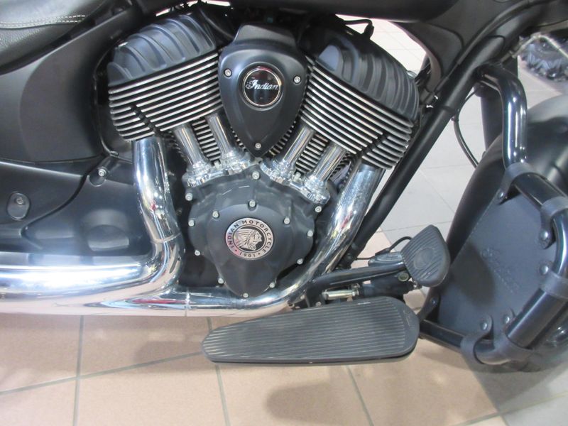 USED 2018 INDIAN MOTORCYCLE SPRINGFIELD DARK HORSE Image 10