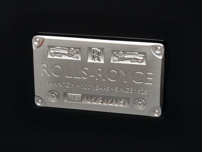 2025 Rolls-Royce Phantom Image 26